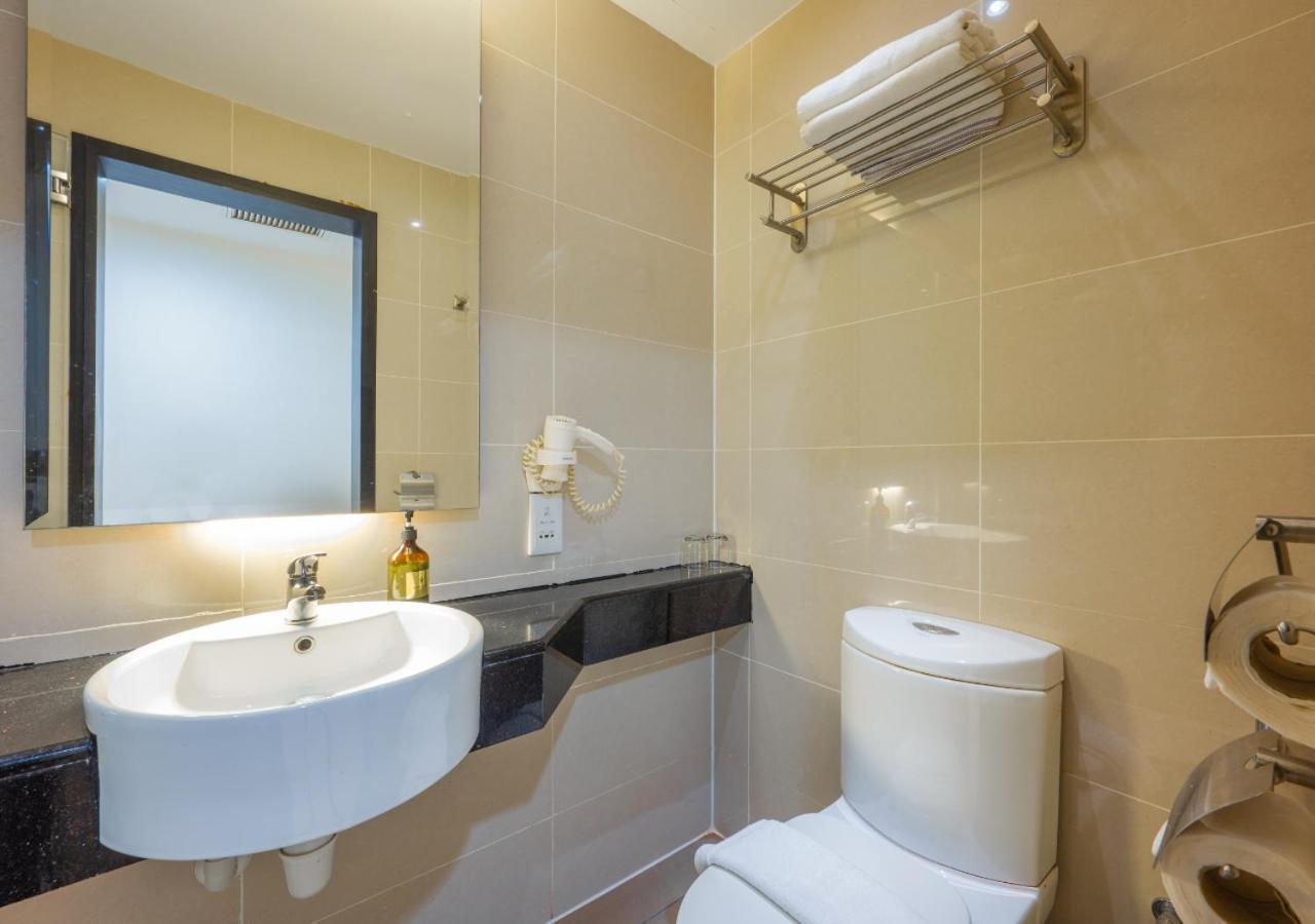 Hotel Greystone Centrestage Pj Petaling Jaya Exterior foto